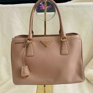 PRELOVED Prada Saffiano Leather Tote💗